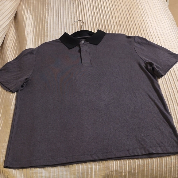 Magaschoni Lavender Polo with Charcoal Collar - Picture 6 of 9